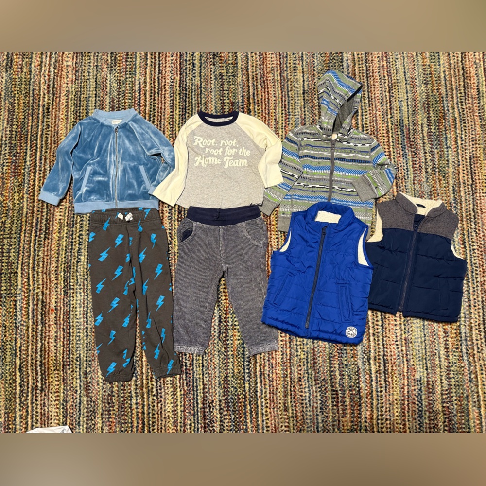Boys size 18-24 outfits Gymboree and baby gap